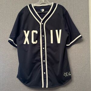 H&M men’s size large mesh button up jersey, sporty, great for summer season